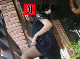 [MussGirl慕丝女郎]NO.045 好友人Q的修长美Z[85P／412MB]
