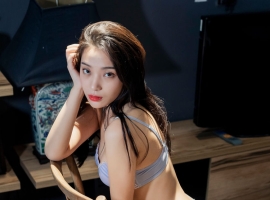 [YALAYI雅拉伊] 2019.06.30 NO.324 楚薇《银狐》[44+1P/561M]