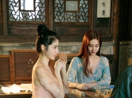 [Ugirls尤果网]爱尤物 2024.08.11 No.2919 萱宸 鸢尾的气息 [35P-254MB]