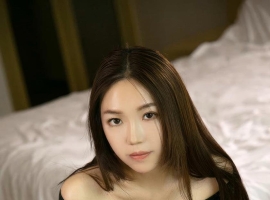 [Ugirls尤果网]爱尤物 2024.08.13 No.2921 苏小曼 醉卧花底 [35P-309MB]