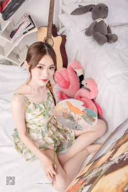 [SSA丝社]NO.022 小琪琪 琪琪化身灵魂画师进口肉丝大长腿美足特写[99P/82.5M]