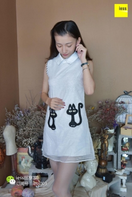 [IESS异思趣向] 2017.10.25 丝享家089：玩弄破洞灰丝  秋秋 [99+1P/51.8M]