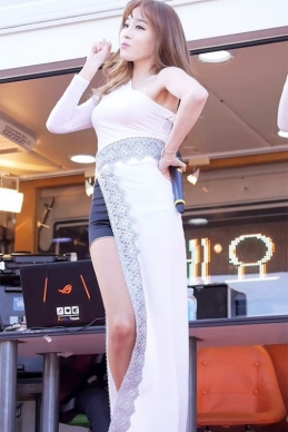 AURORA饭拍秀 拍摄日期：170127【15合集 2.50 GB】