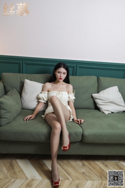 [丝慕GIRL]特写集 TX056 泡芙《玩坏沙发》 [78P/1V/293MB]