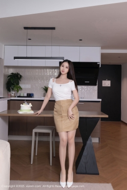 [XiuRen秀人网] 2025.10.29 No.10925 杏子Yada [76+1P]