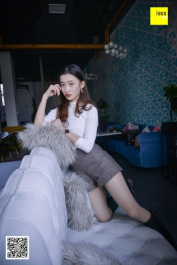 [IESS异思趣向]2018.04.24 丝享家217：《穿皮靴的舞蹈妹子》秋秋 [100P/45.7M]