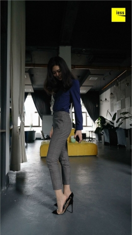 [IESS异思趣向] 2018.08.14 丝足便当261：《穿长裤的邱主管》邱主管 [98P/79.7M]