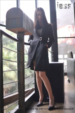 [IESS异思趣向] 2016.12.24 丝足便当042：《潜力新模小C的珠光黑高》[99P/83.6M]