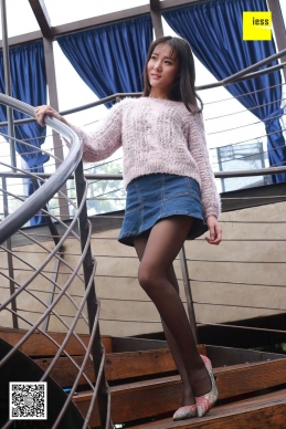 [IESS异思趣向] 2018.02.27 丝享家178：《黑丝与彩色编织高跟》julia[99P/42.6M]