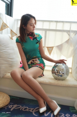 丝慕写真 第040期 模特：婷伊 纪念刊-《雅》[70P/100MB]