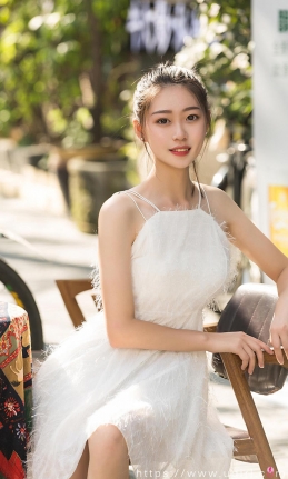 [Ugirls尤果网]爱尤物专辑 2021.11.19 No.2218 小雪儿 甜妹日志 [35P]